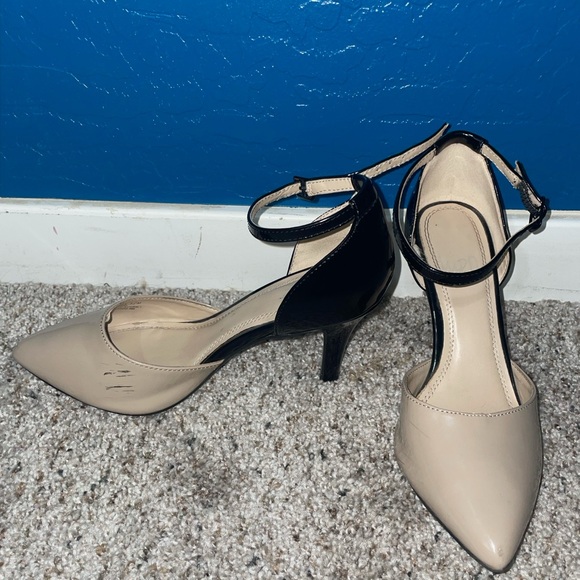 Black and taupe heels 5.5 - Picture 2 of 4